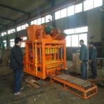 QT4-25 Semi Automatic Concrete Brick Machine