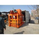 QT4-25 Semi Automatic Concrete Brick Machine