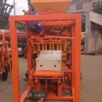 QTJ4-26 A Semi Automatic Concrete Block Making Machine