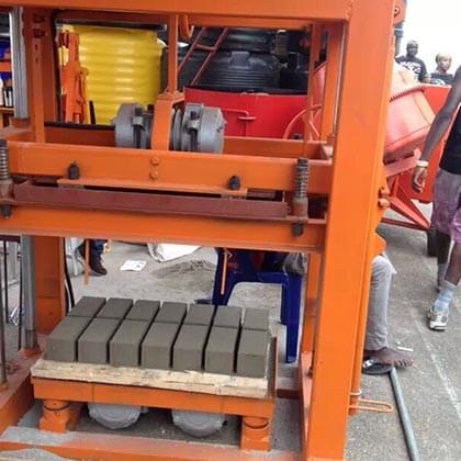 QTJ4-40B Concrete Block Machine