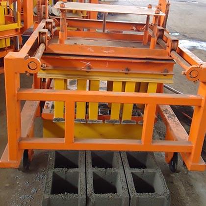 QM4-45 Diesel Mobile Concrete Block Making Machine