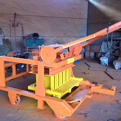 QM4-45 Diesel Mobile Concrete Block Making Machine